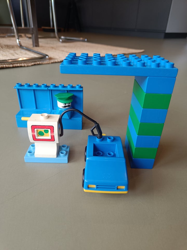 Lego Duplo, Tankstation