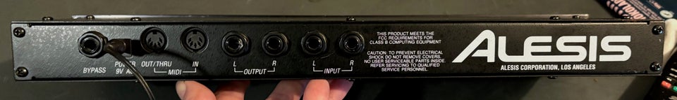 Multieffekt, Alesis Midiverb III