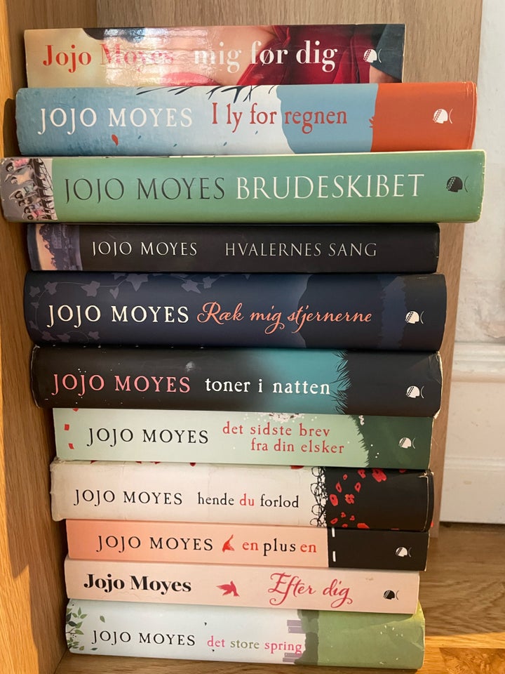 Forskellig, Jojo Moyes, genre: