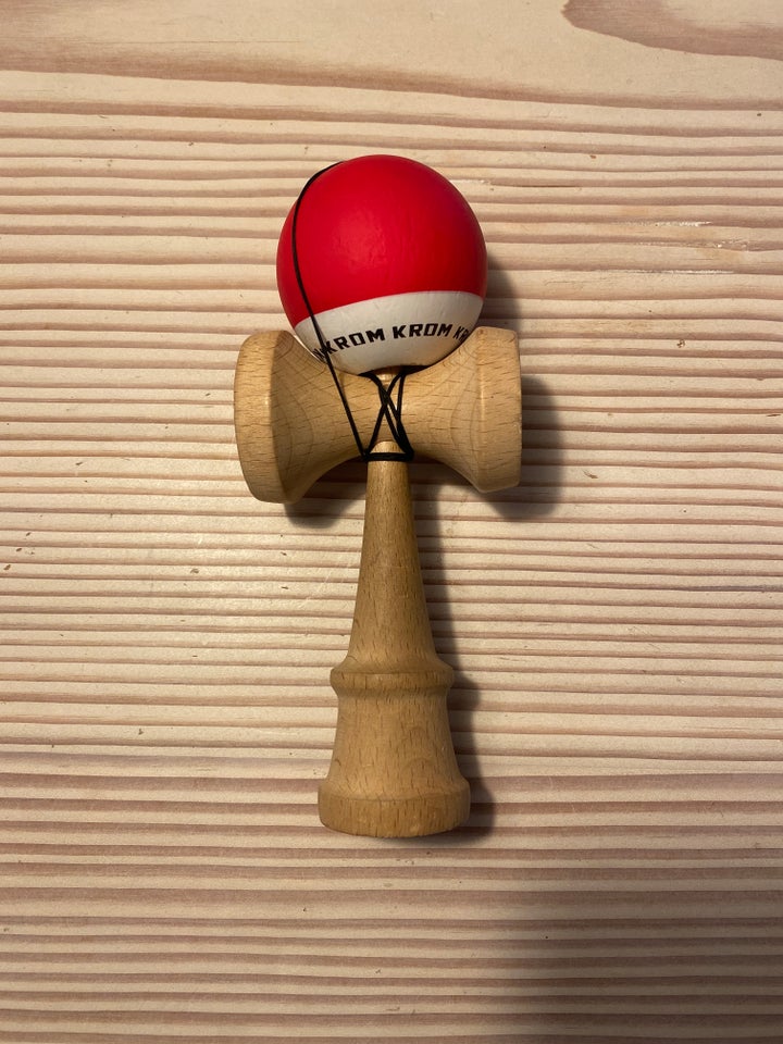 Andet legetøj, Krom Kendama, Krom