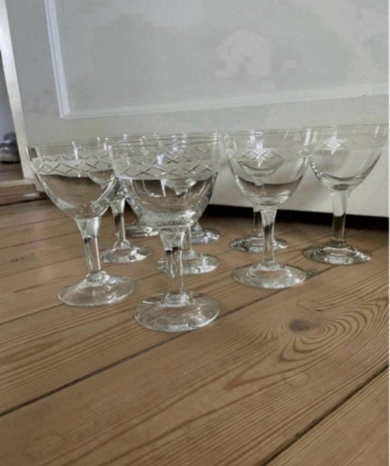 Glas, 9 rødvinsglas / vinglas, Ejby