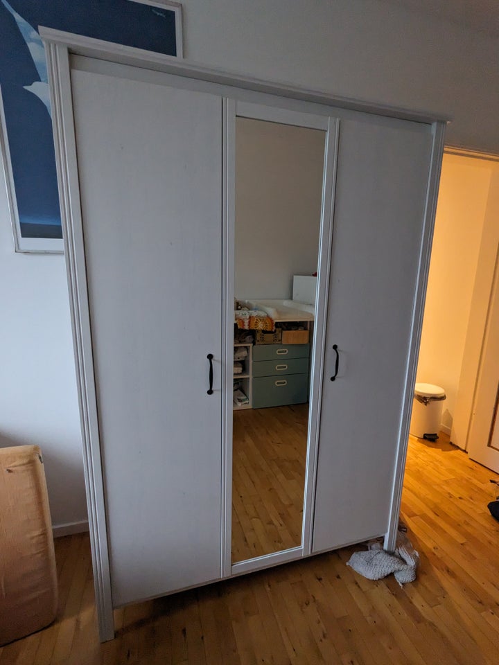 Garderobeskab Ikea b: 120 d: 60 h: