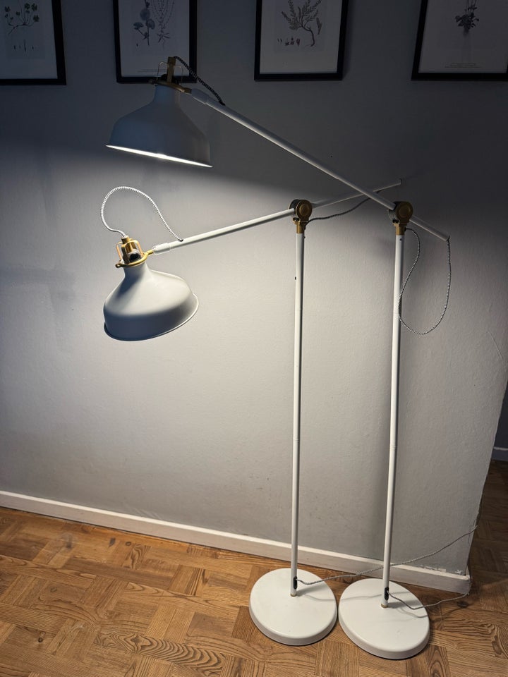 Standerlampe, Ikea