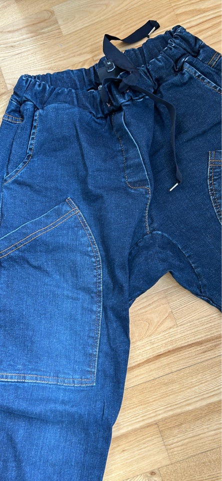 Jeans Nu str 36