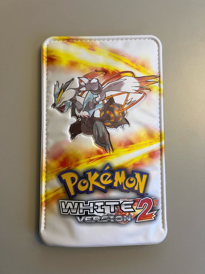 Pokemon White 2 + custom case,