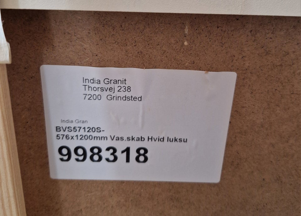 Granit bord med vask India Granit