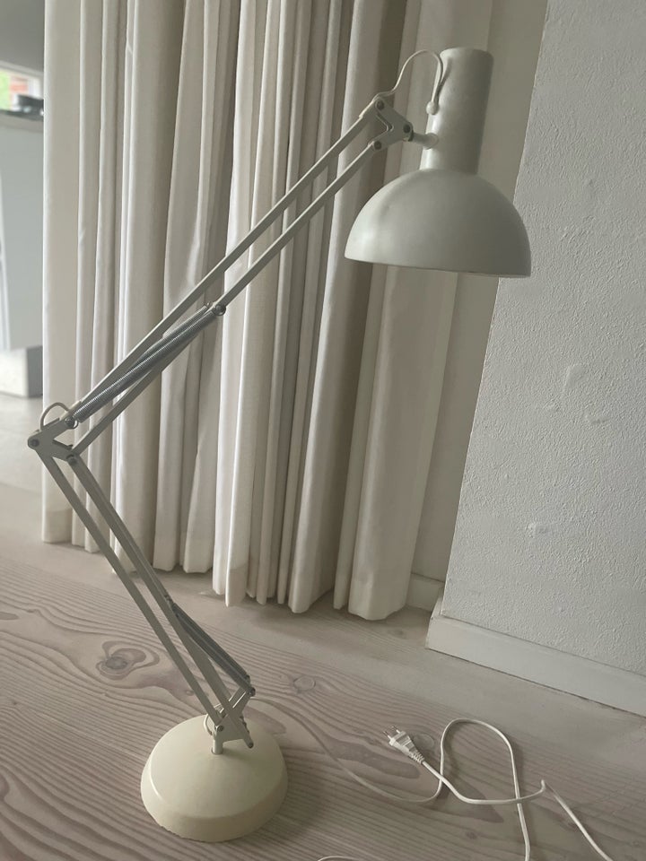 Arkitektlampe Louis Poulsen