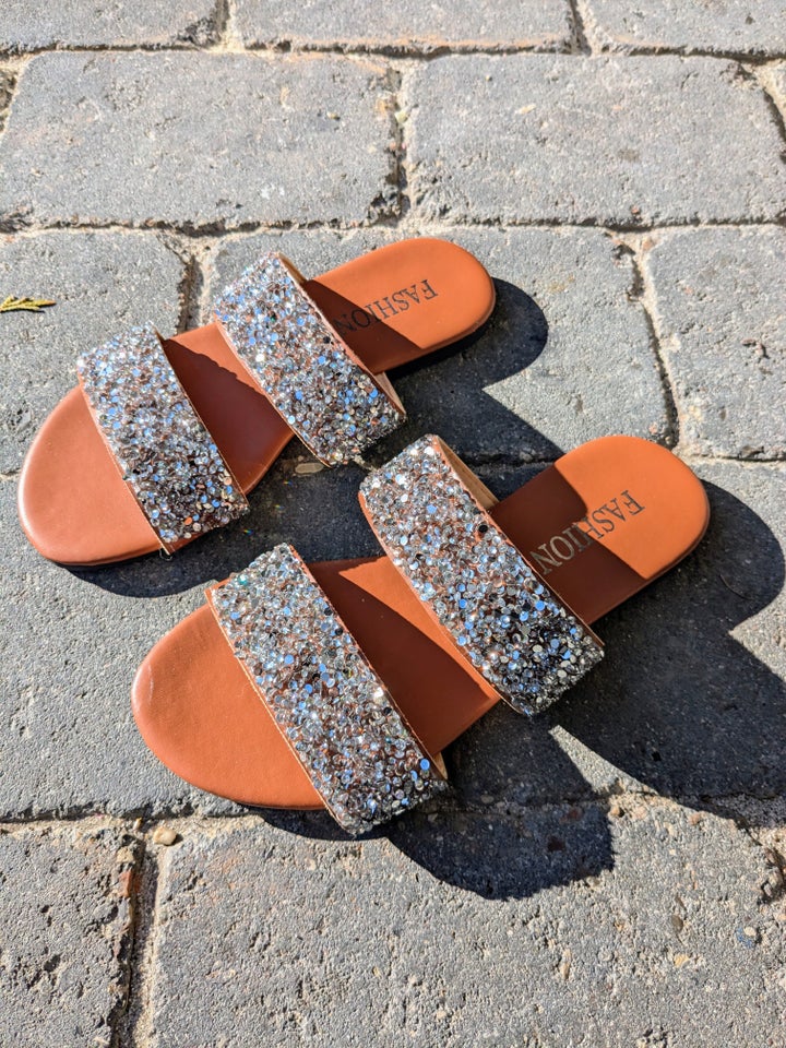 Sandaler, str. 35, Næsten som ny