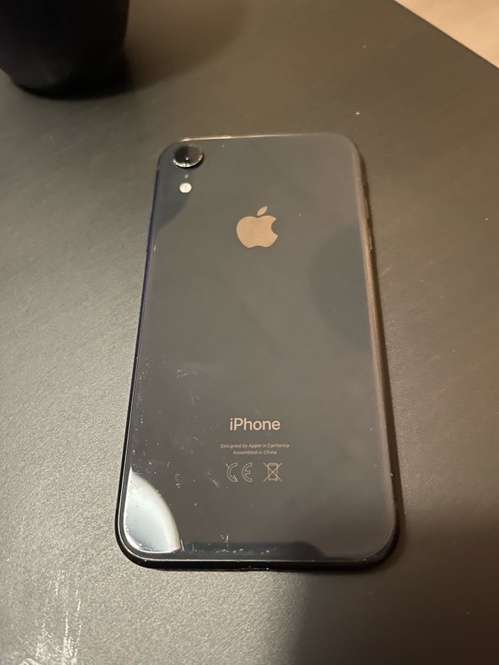 iPhone XR, 64 GB, sort