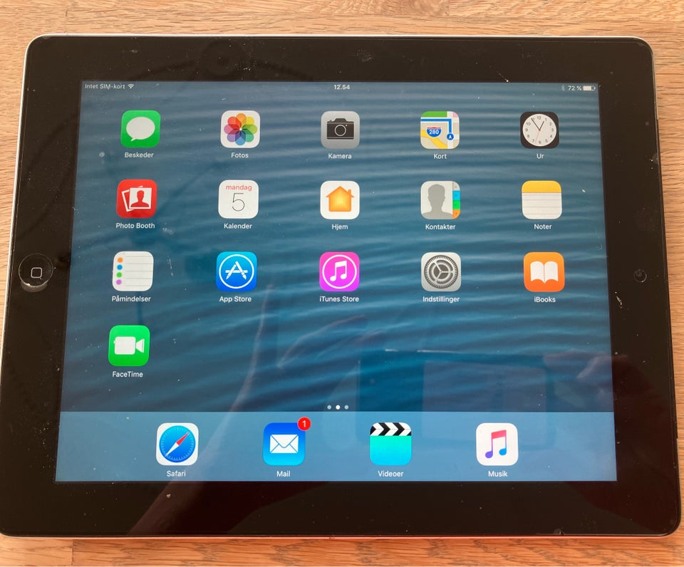 iPad 4, 32 GB, sort