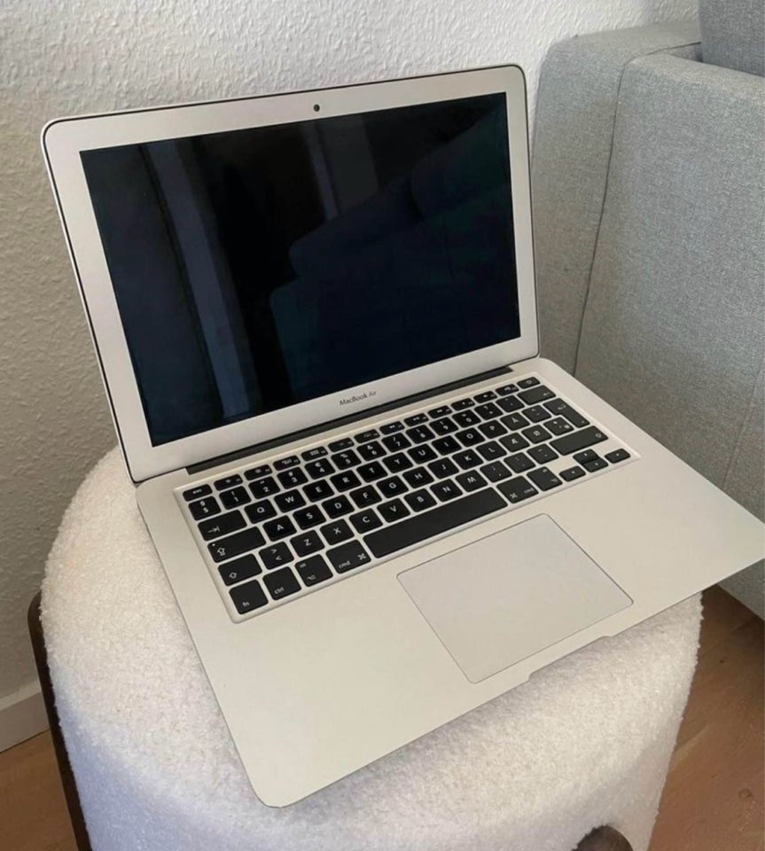 MacBook Air, MacBook Air 13, God