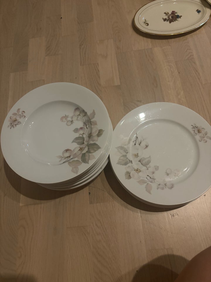 Porcelæn, Dybe tallerkener og