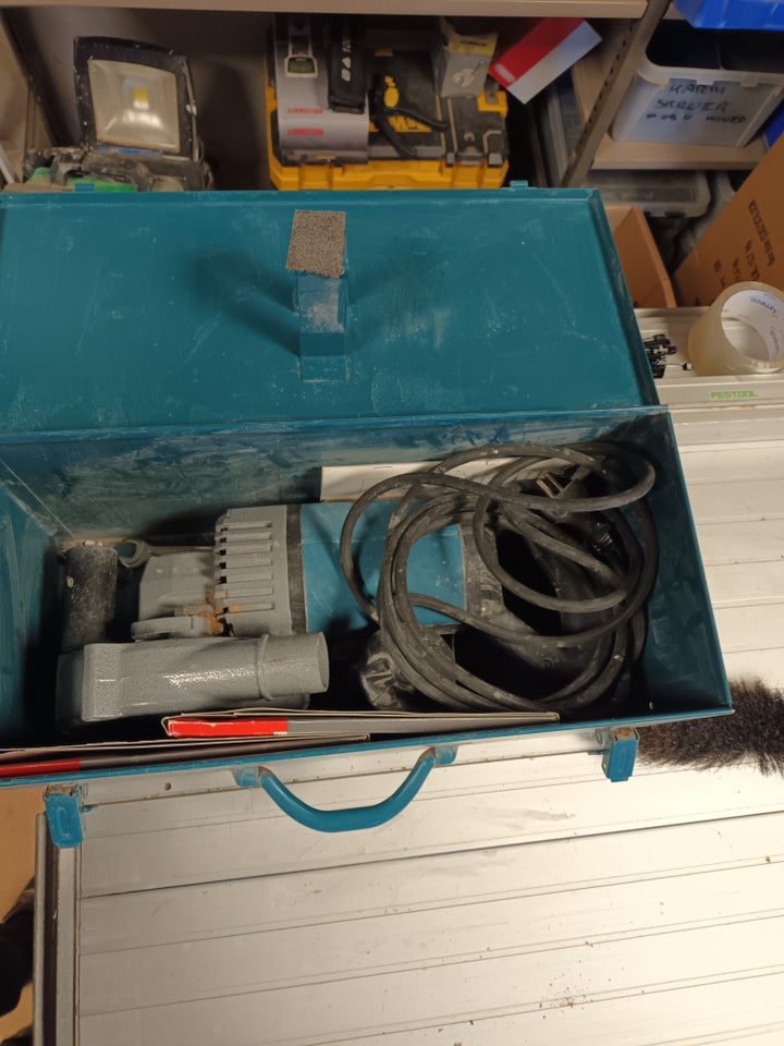 Rillefræser, Makita SG150