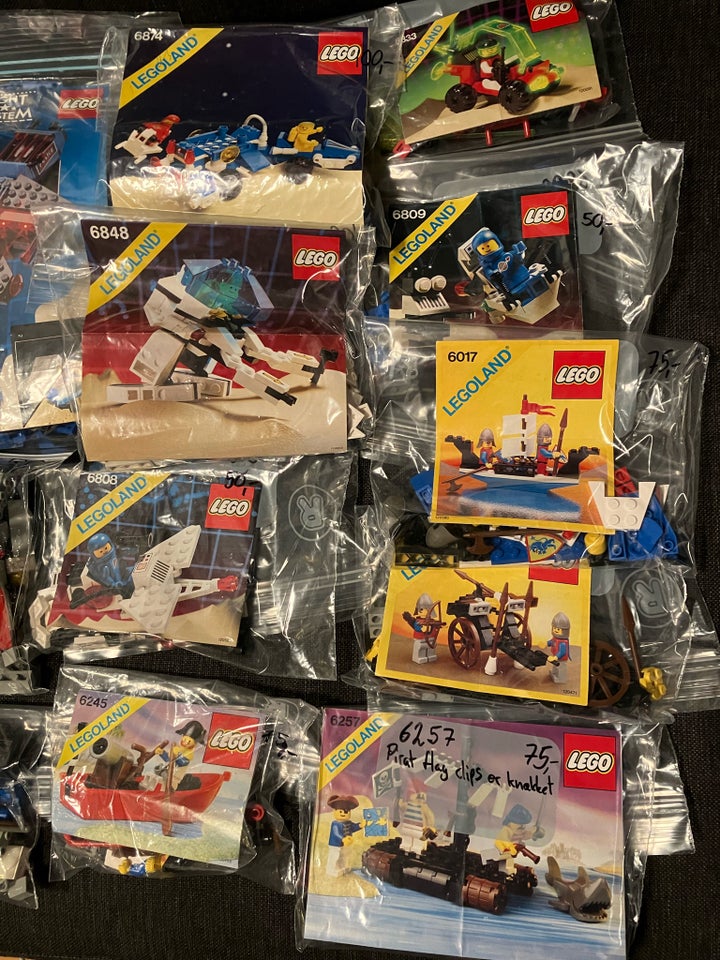 Lego blandet, Ridder og space