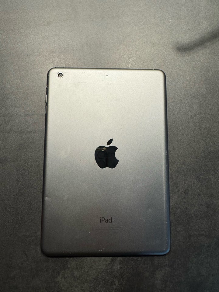 iPad mini 2, 16 GB, sort