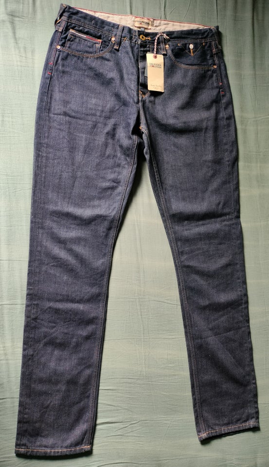 Jeans, Tommy Hilfiger, str. 33