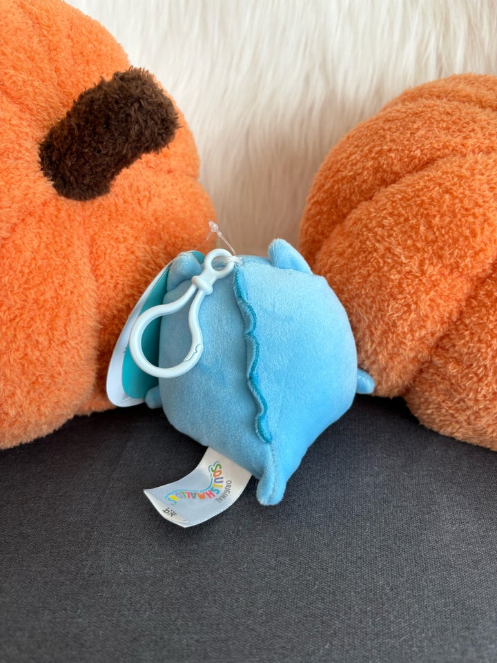 Squishmallow Lune Clip,