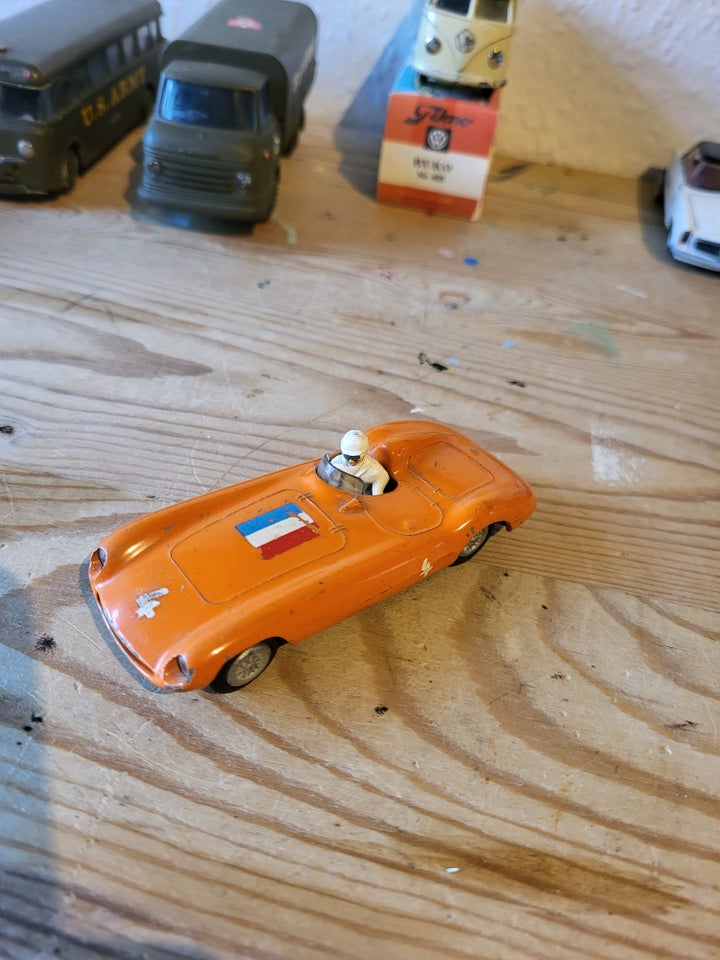 Modelbil Tekno Ferrari nr 4