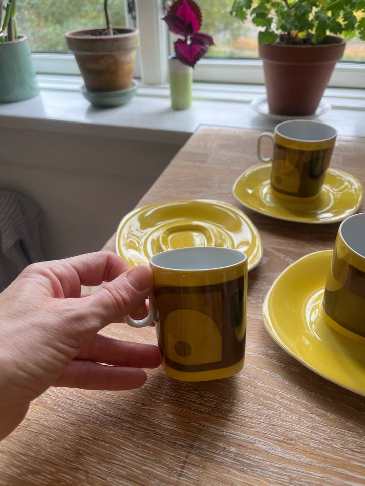 Porcelæn, Retro kaffekop med