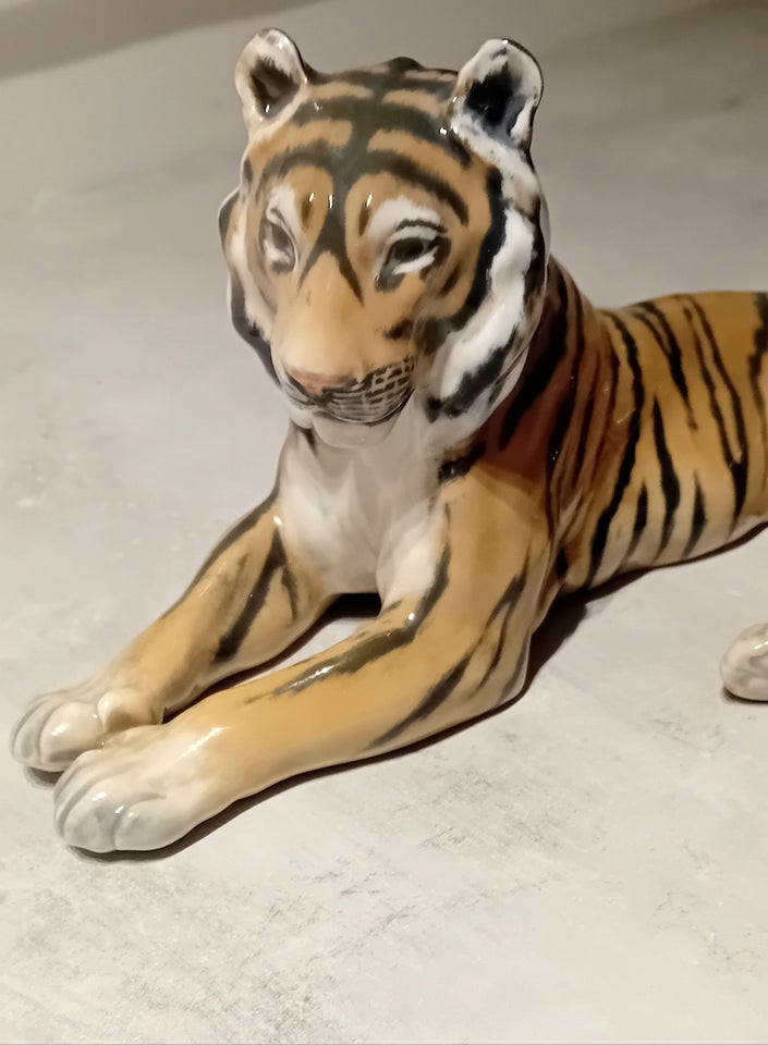 Kongelig porcelæn figur tiger,