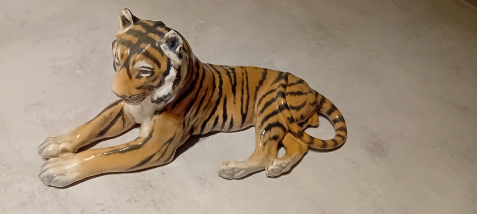 Kongelig porcelæn figur tiger,