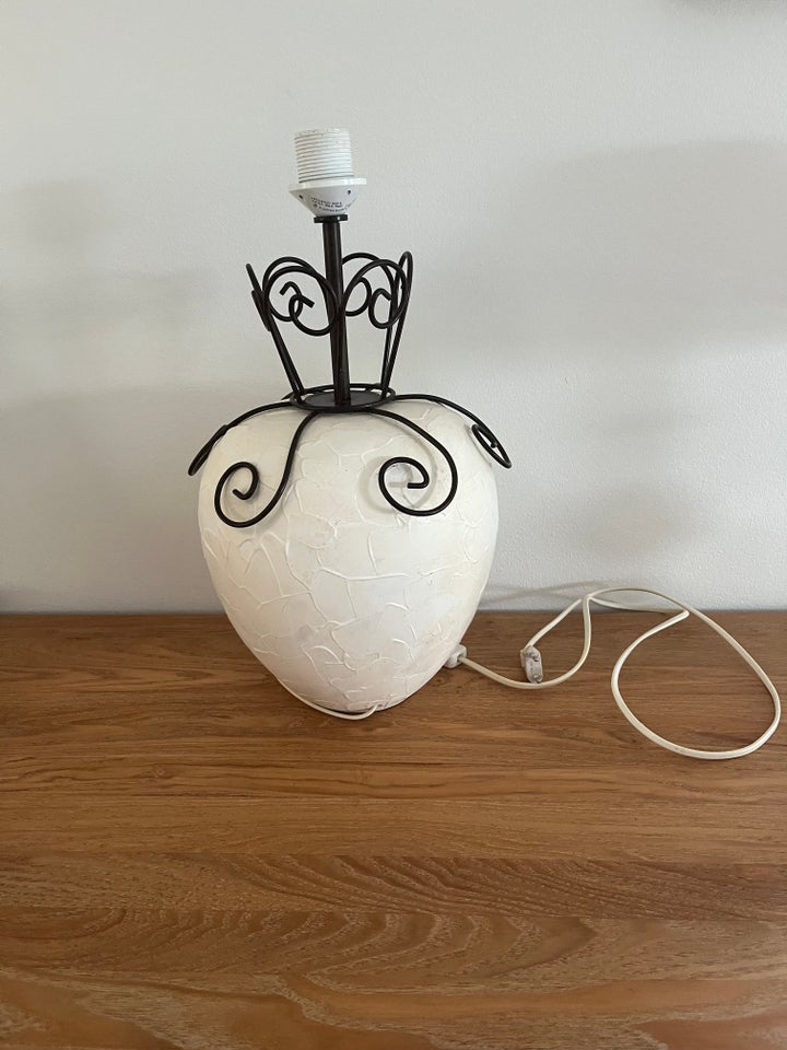 Anden bordlampe, Le Dauphin