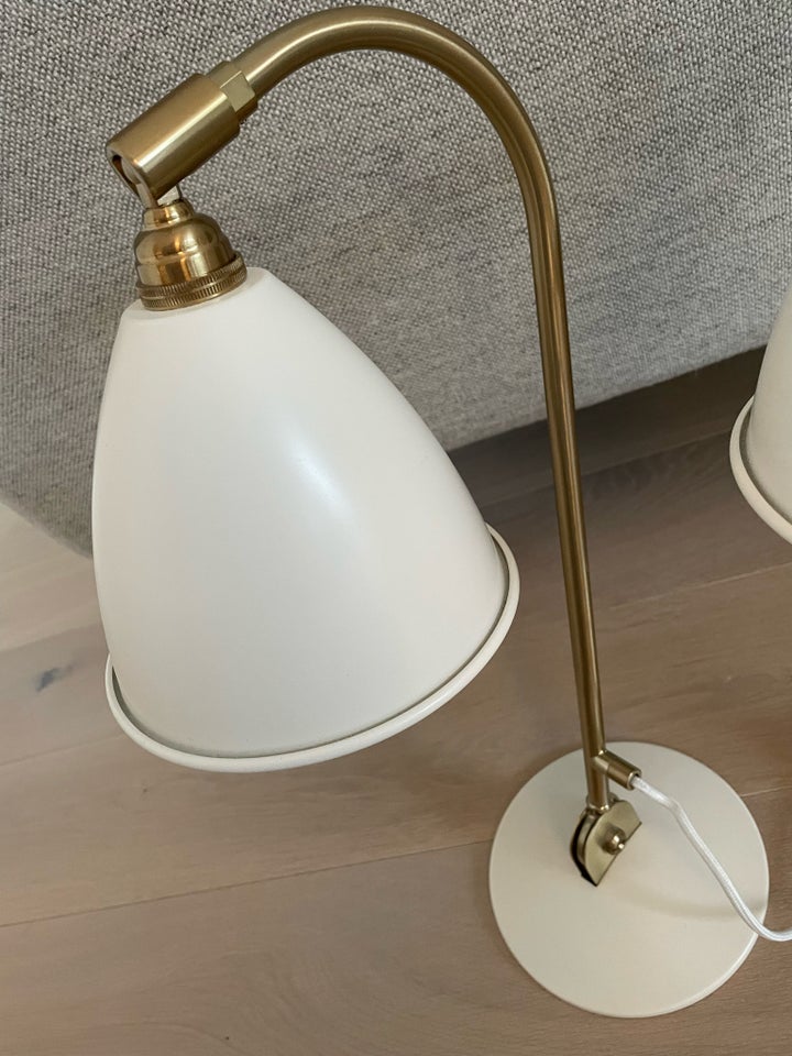 Skrivebordslampe Gubi Bestlite