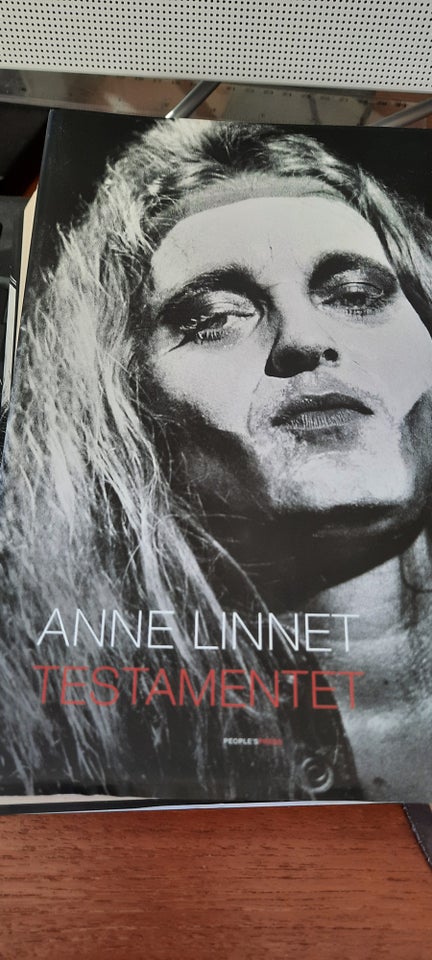 Testamentet, Anne Linnet, emne: