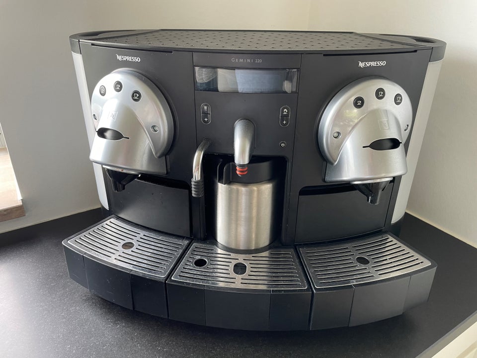 Nespresso Gemini 220 proff