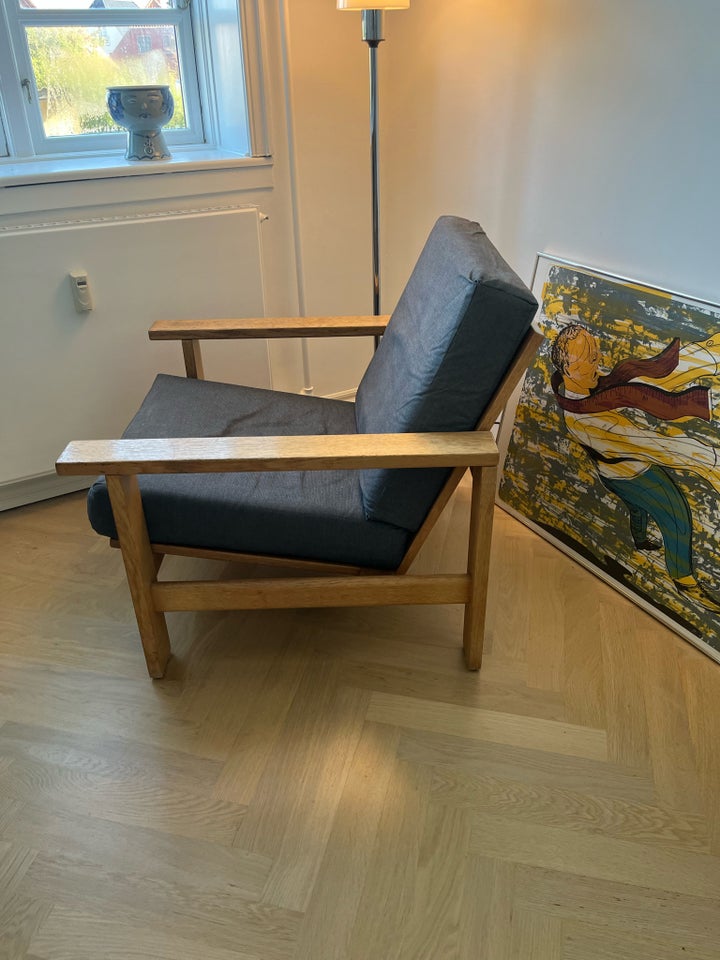 Hans J. Wegner, CH24 y-stol, Stol