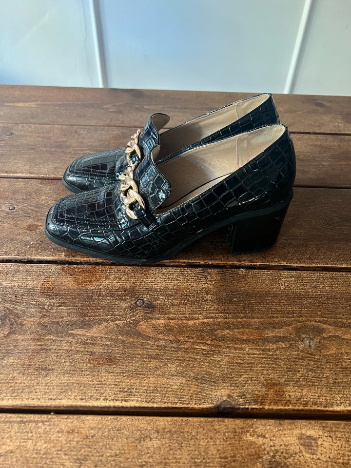 Loafers, str. 38