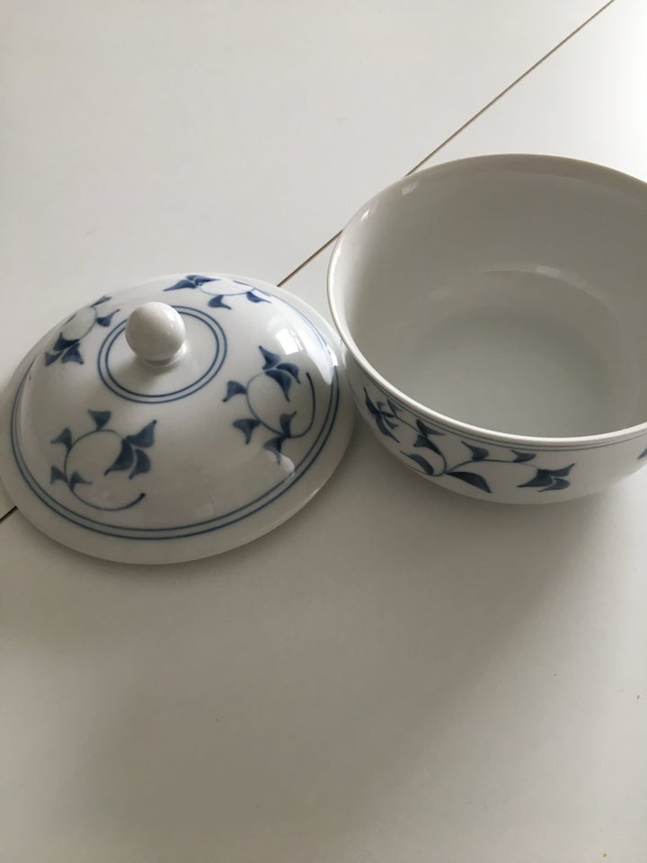 Porcelæn, Skål med låg , Nobelesse