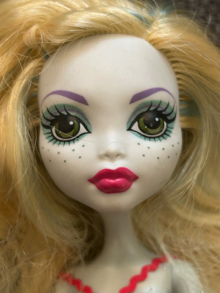 Andet, Monster High dukke