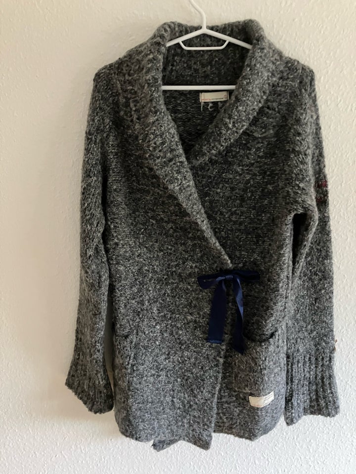 Cardigan, Odd Molly, str. 38