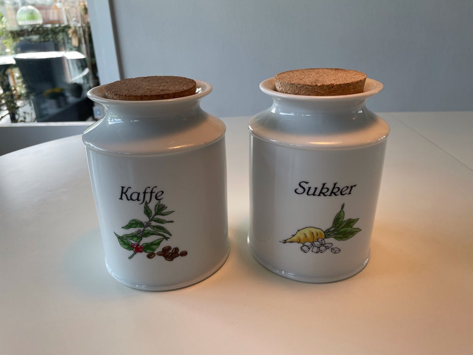 Kaffe og sukker krukker