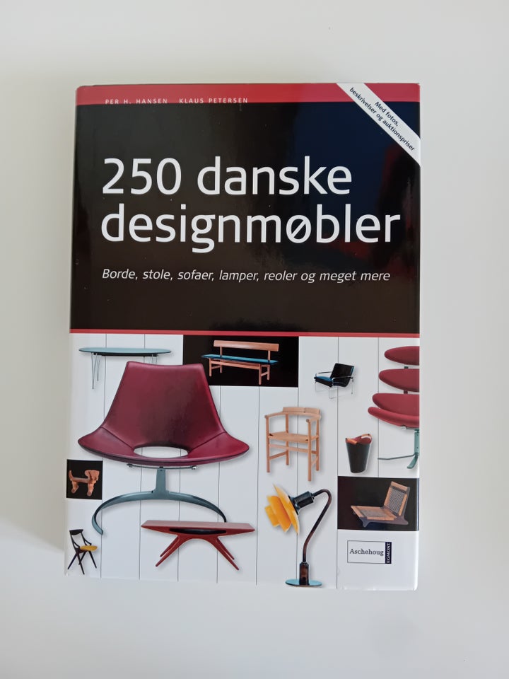 250 danske designmøbler Per H