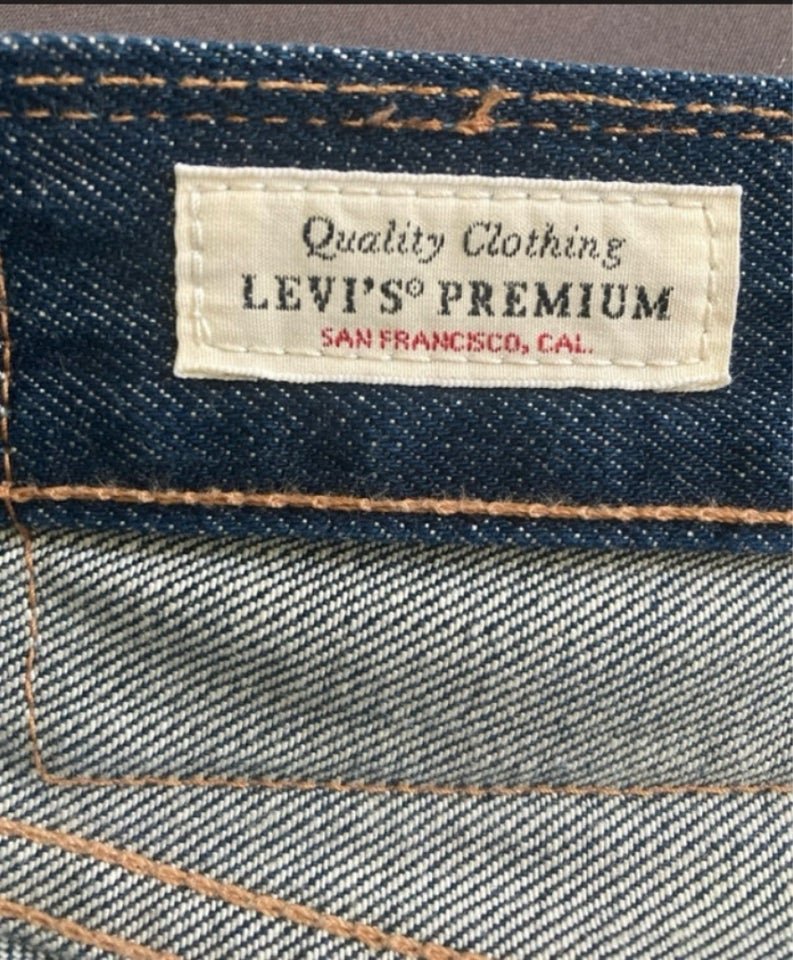 Jeans Levi’s 501 str 33