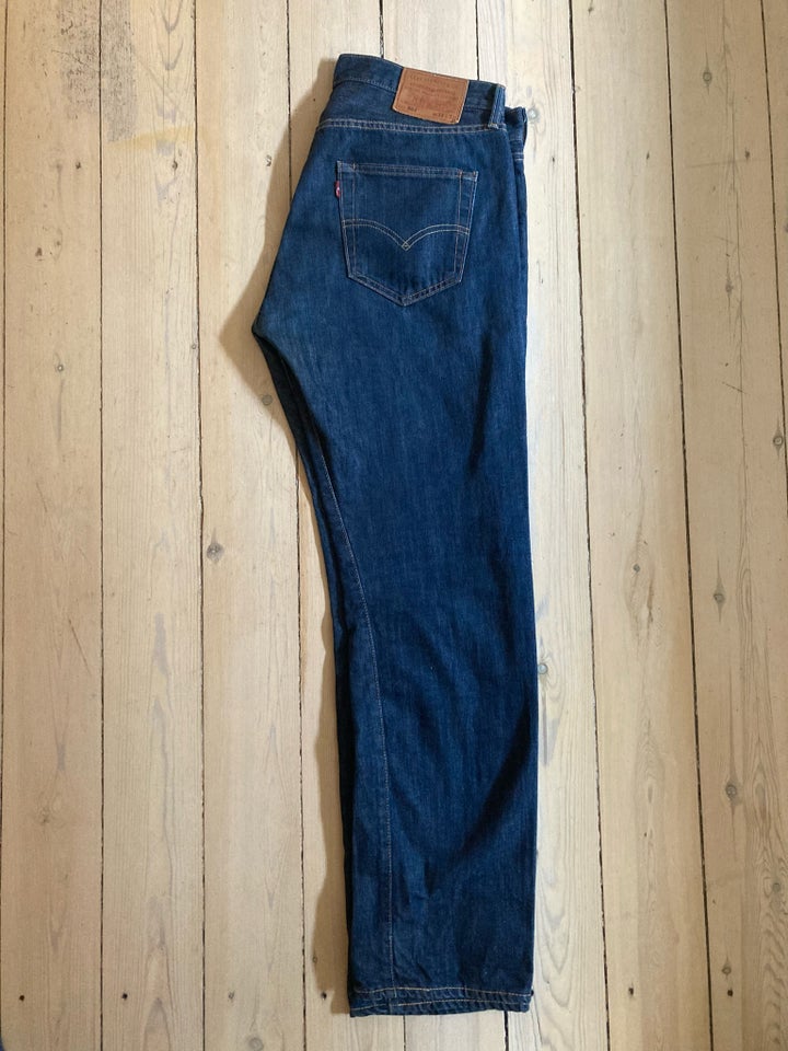 Jeans Levi’s 501 str 33