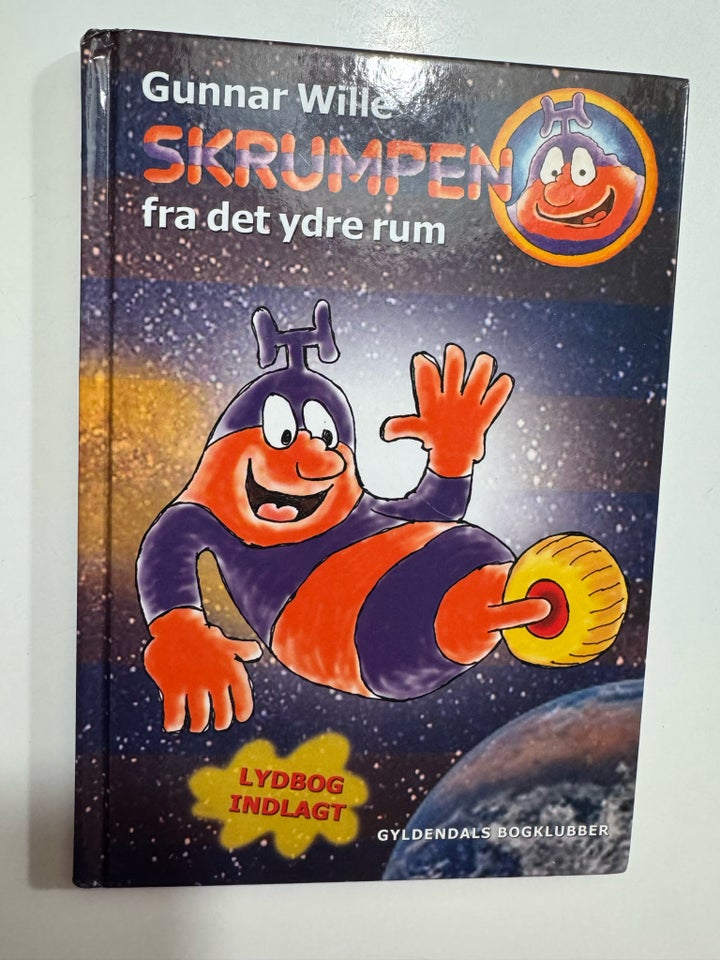 Skrumpen fra det ydre rum med CD,