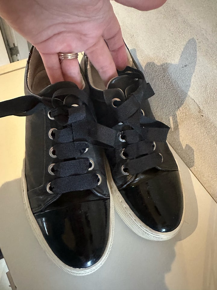 Sneakers, str. 39, Billi Bi