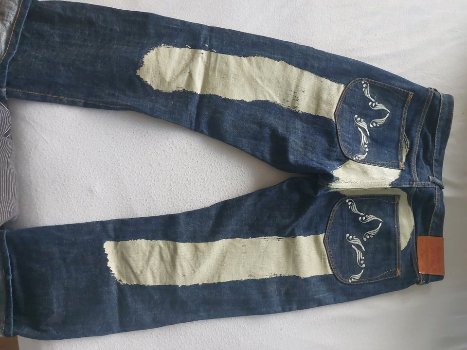 Jeans, EVISU Heritage, str. 34