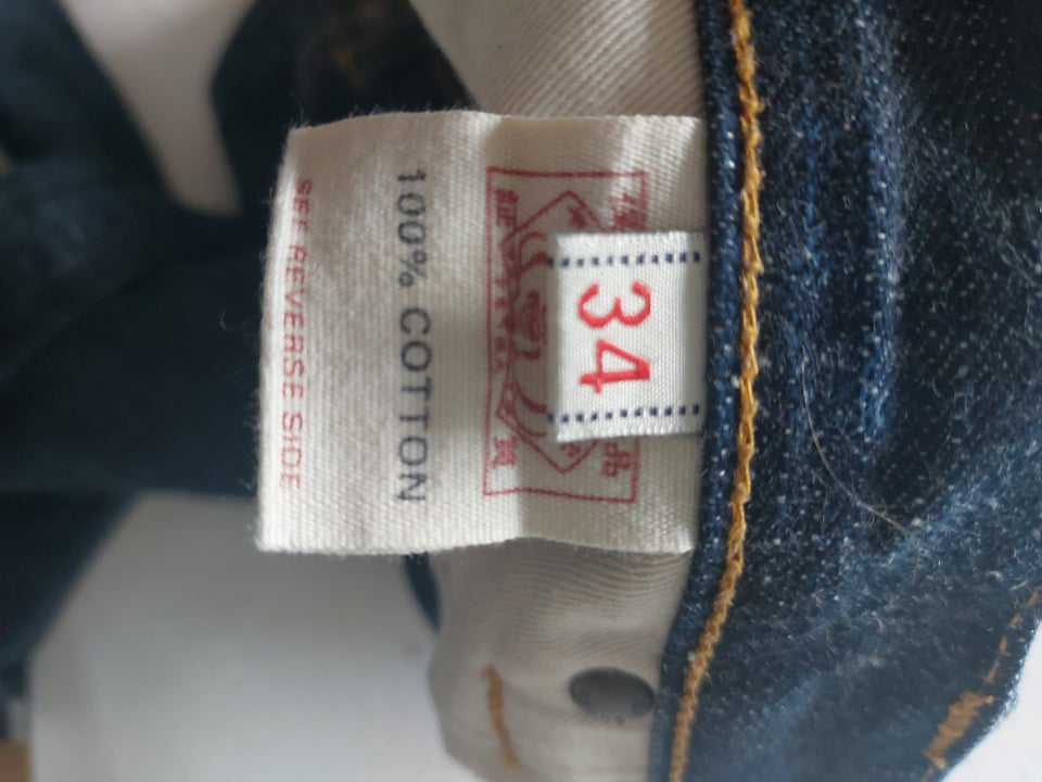 Jeans, EVISU Heritage, str. 34