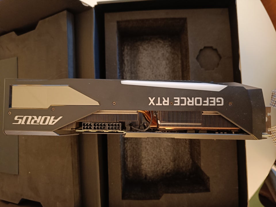 GeForce RTX 3070 TI GIGABYTE Aorus