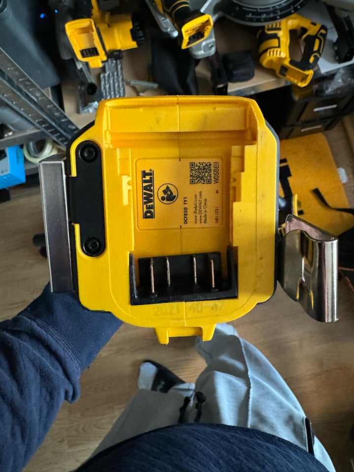 Skruemaskine, Dewalt dcf850