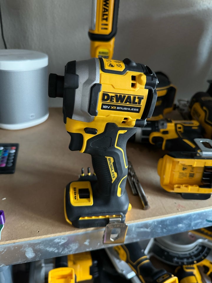 Skruemaskine, Dewalt dcf850