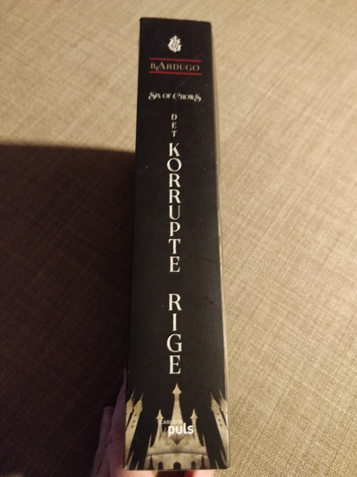 Det korrupte rige, Leigh Bardugo,