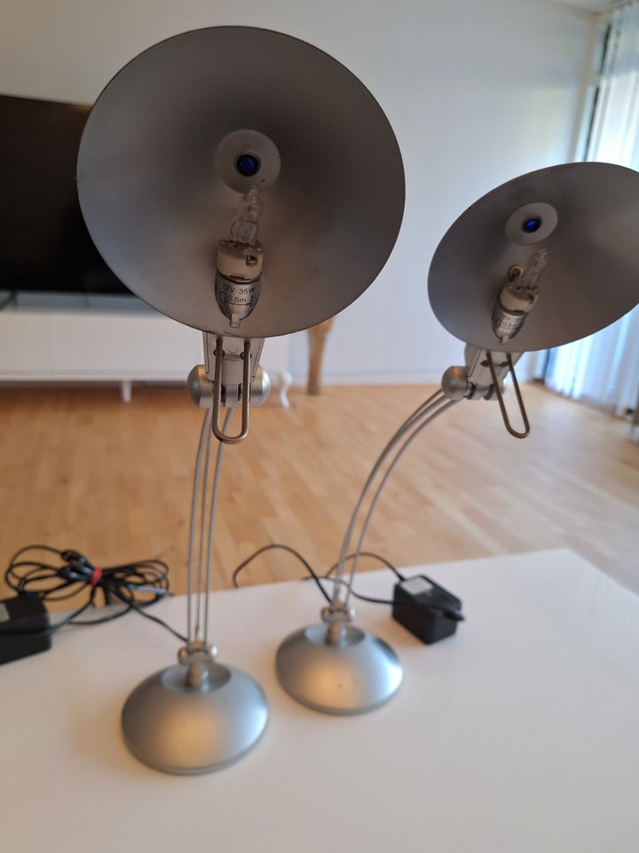 Skrivebordslampe