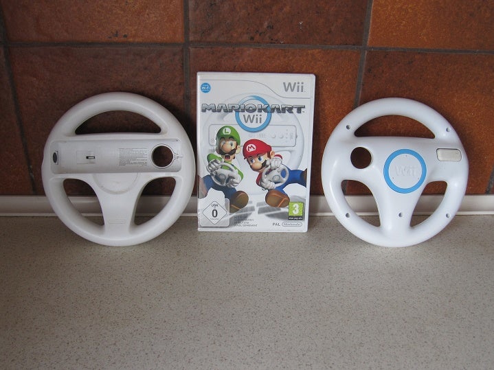 MarioKart  2stk originale WII rat,