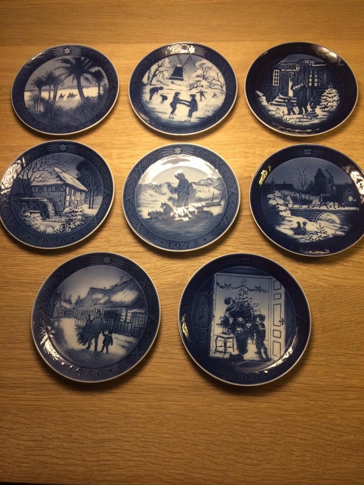 Porcelæn Platter 100 år gamle