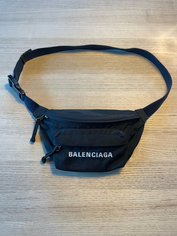 Bæltetaske, Balenciaga